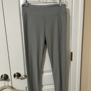 3 pair Lularoe leggings, solid colors